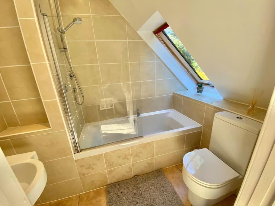 Charming 3/4 Bedroom Semi-Detached Cottage. Carberry Eksteriør billede